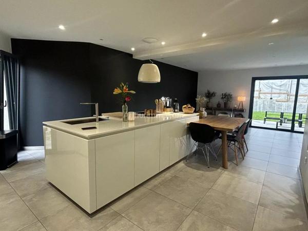 Location Maison 5 pièces 135 m2 à Montlebon