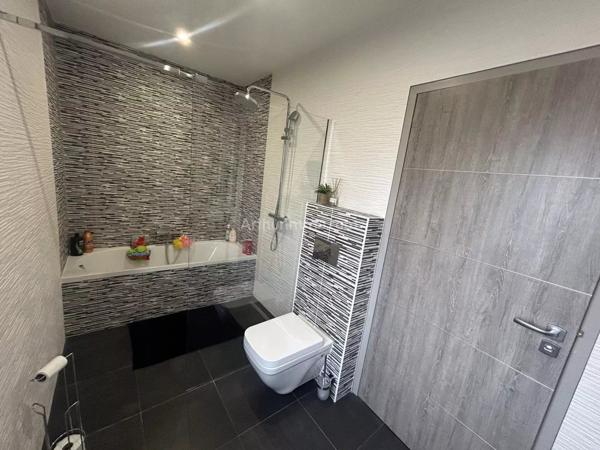 Location Maison 5 pièces 135 m2 à Montlebon