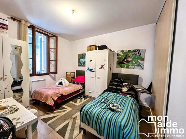 Immeuble de rapport COUTRAS centre