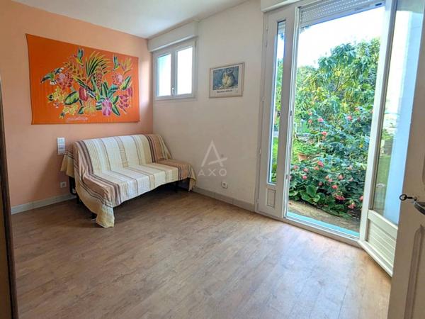 Superbe Maison de Maître de 1910  12 Pièces avec Beau Terrain Arboré