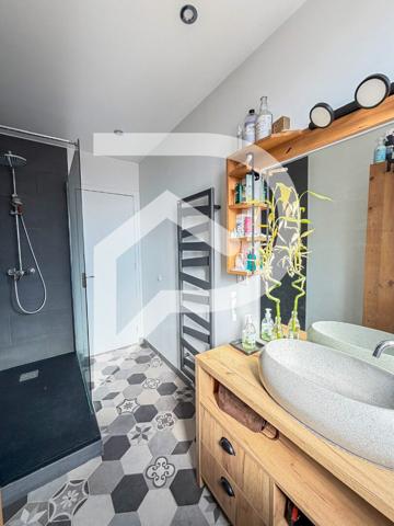 Appartement 4 pièces 75.65 m2