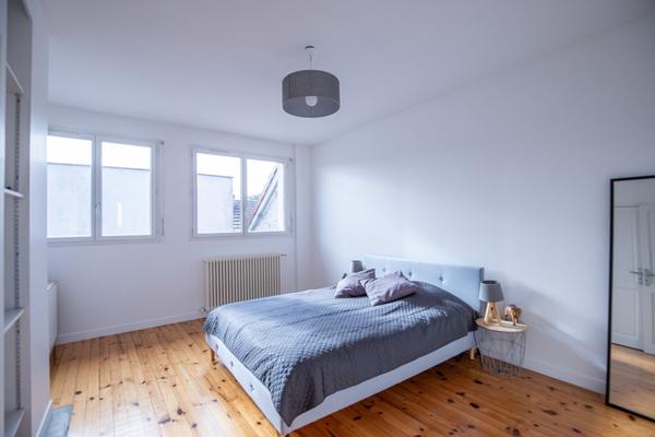 Maison 7 pièces 403.7 m2