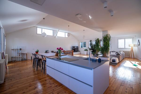 Maison 7 pièces 403.7 m2