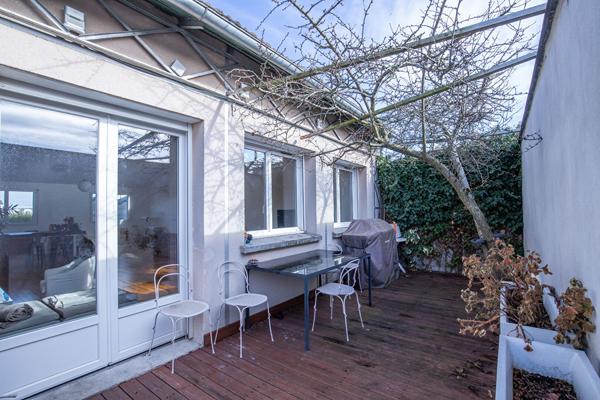 Maison 7 pièces 403.7 m2