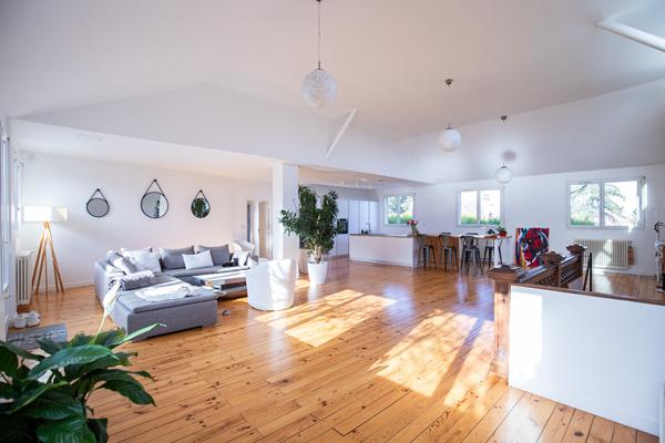 Maison 7 pièces 403.7 m2