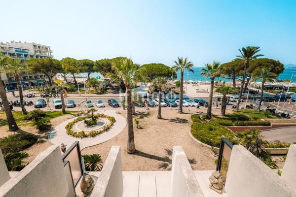 Juan-les-Pins – et si vous viviez face à la mer ?