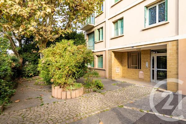 Appartement F4 à vendre  4 pièces - 68,90 m2 GRENOBLE - 38