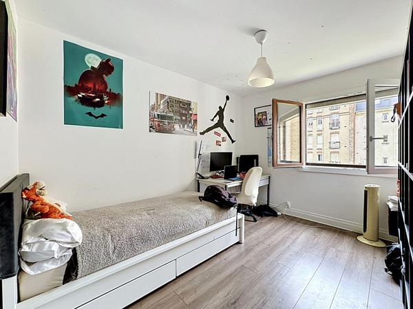 Appartement Courbevoie Bécon 4 pièces 86.88 m2 proche commerces et écoles