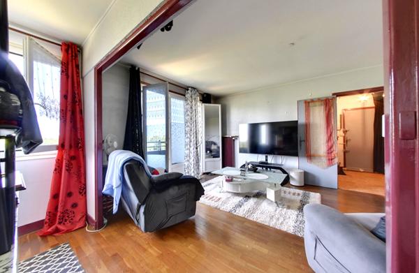 Appartement 4 pièces, Balcon, 3 chambres, ascenseur, résidence sécurisée