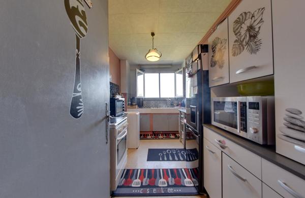 Appartement 4 pièces, Balcon, 3 chambres, ascenseur, résidence sécurisée