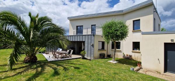 A vendre. CARANTEC. Maison d'architecte. Carantec