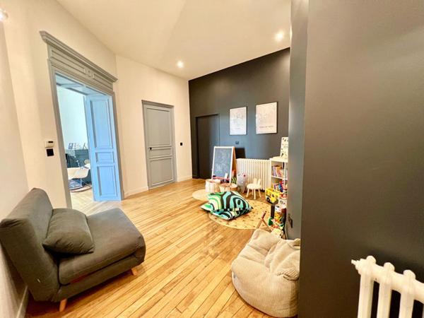 Appartement Nevers 5 pièce(s) 179 m2