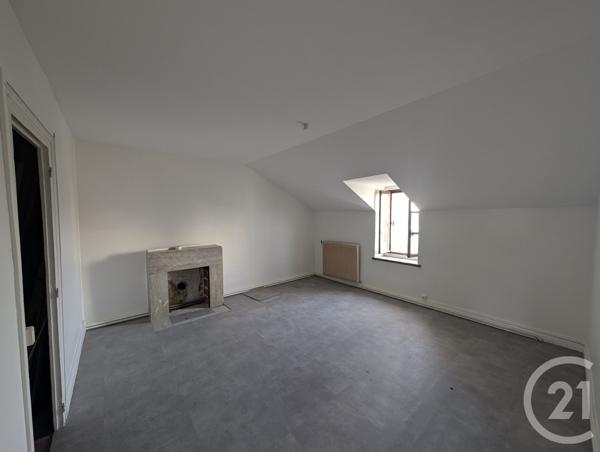 Immeuble à vendre  220 m2 CHATEAUROUX - 36