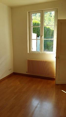 Maison 2 pièces 59.05m2 avec jardin, cave et garage - proche gare