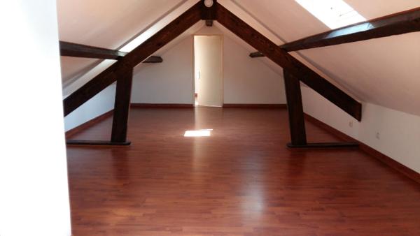 Maison 2 pièces 59.05m2 avec jardin, cave et garage - proche gare