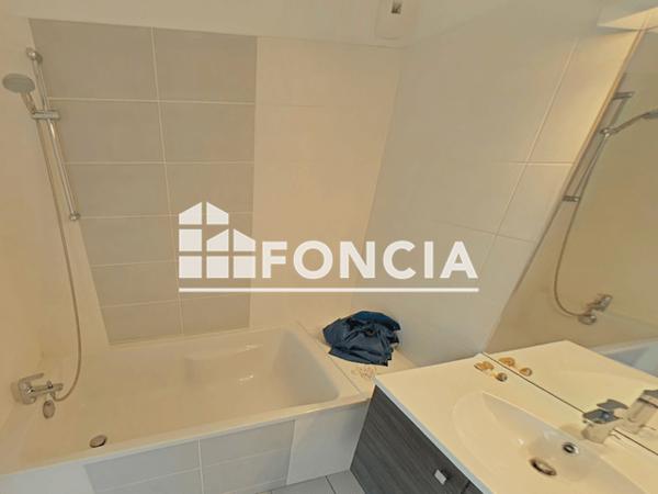 Location Appartement 2 pièces 44.46 m² - 26 RUE POMPIDOU La Madeleine 59110
