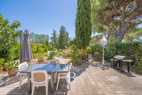 Mandelieu-la-Napoule, Villa jumelée 3 Chambres -  135 m² à vendre