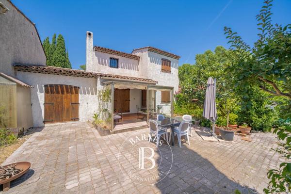 Mandelieu-la-Napoule, Villa jumelée 3 Chambres -  135 m² à vendre