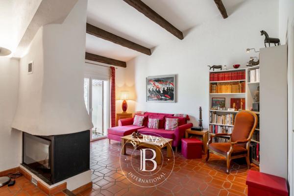 Mandelieu-la-Napoule, Villa jumelée 3 Chambres -  135 m² à vendre