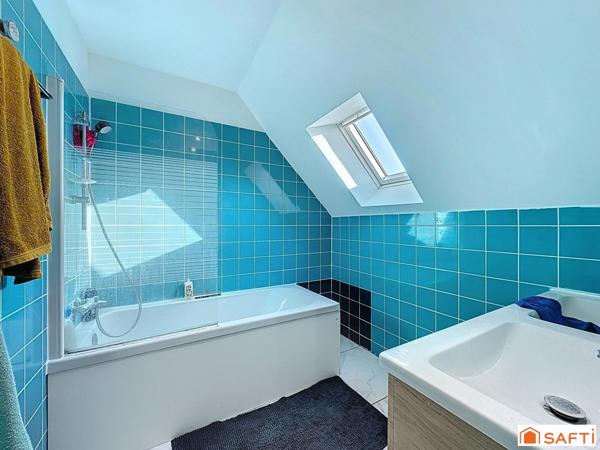 Proche comerces de proximité et gare direct Paris