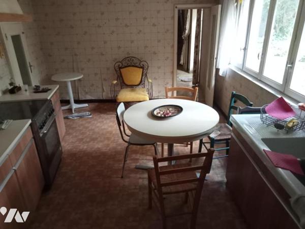 Maison de 80,25m² habitables, 2 CH possible 3, terrain de 505m²