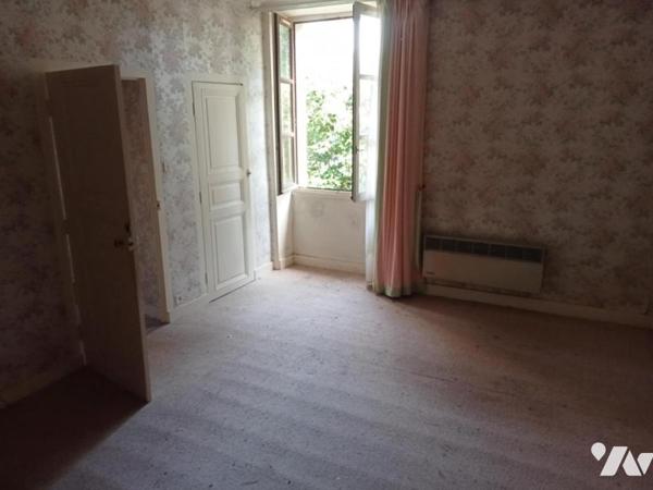 Maison de 80,25m² habitables, 2 CH possible 3, terrain de 505m²