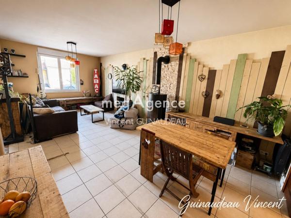 Maison à VILLEDIEU-LA-BLOUERE, 49450 - 7 pièces 130m²