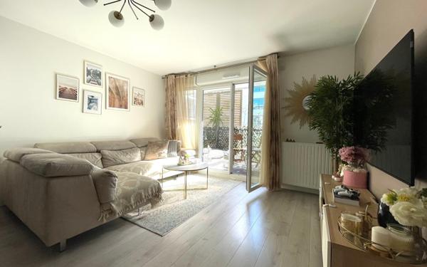 Appartement à vendre    3 pièces • 69,39 m2 Maisons-Alfort