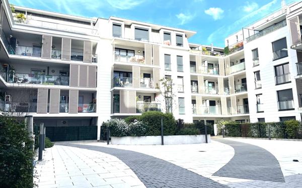 Appartement à vendre    3 pièces • 69,39 m2 Maisons-Alfort