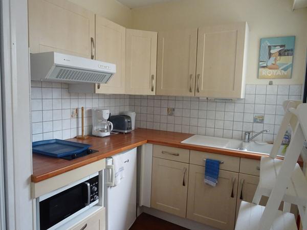 17420 SAINT PALAIS SUR MER St-Palais, studio aperçu mer