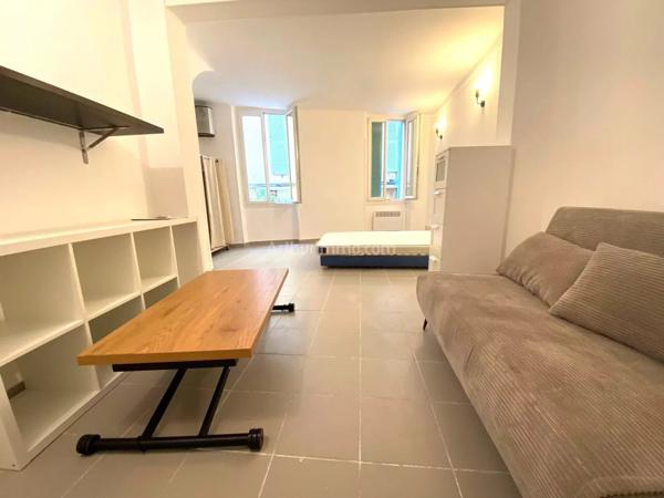 Location Appartement 1 pièces 30 m2 à Aubagne