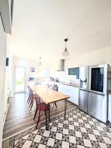 Maison 11 pièce(s) 7 chambre(s) 210 m²