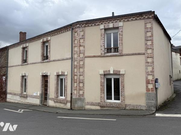 Immeuble  ancien rénové composé de deux logements