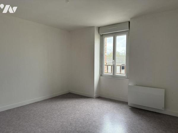 Immeuble  ancien rénové composé de deux logements