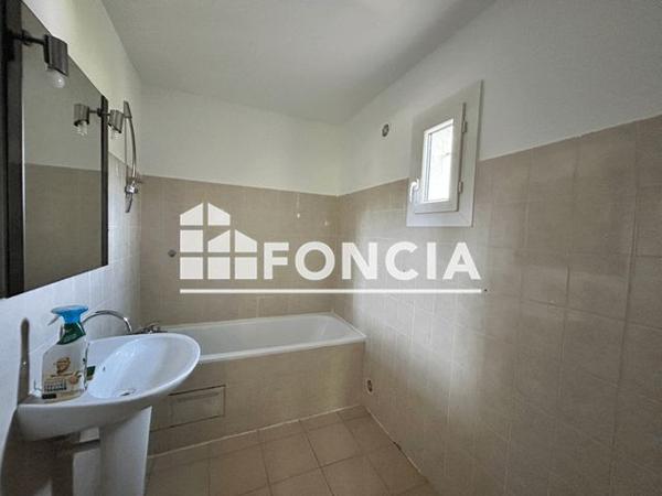 Location Maison 3 pièces 60.85 m² - 3060 ROUTE DE COURBESSAC Nimes 30900