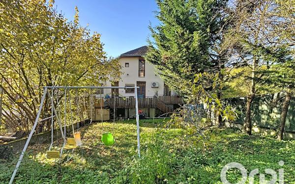 Maison à vendre    8 pièces • 177 m2 Aix-les-Bains