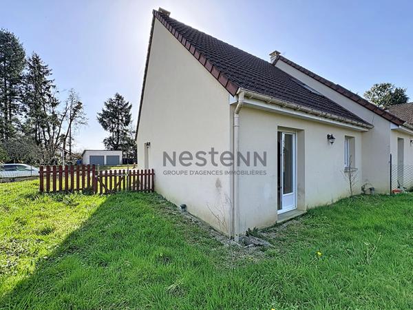 Maison deux chambres et un bureau