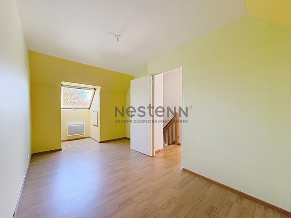 Maison deux chambres et un bureau