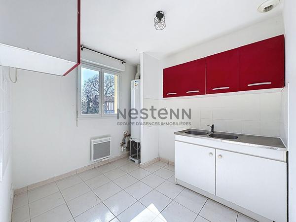 Maison deux chambres et un bureau