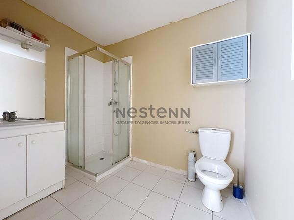 Maison deux chambres et un bureau