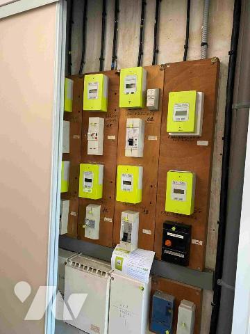 Proche centre ville de FLERS: Ensemble de 3 immeubles avec garages  