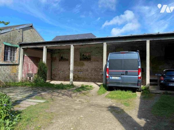 Proche centre ville de FLERS: Ensemble de 3 immeubles avec garages  