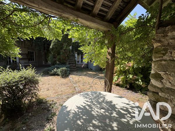 Maison à vendre 10 pièces 194,5 m² Perthes