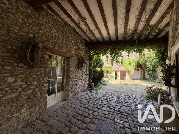 Maison à vendre 10 pièces 194,5 m² Perthes