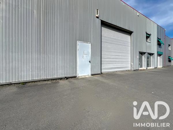 Murs commerciaux  à vendre 1 345 m² Chevry-Cossigny