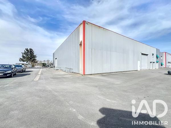 Murs commerciaux  à vendre 1 345 m² Chevry-Cossigny