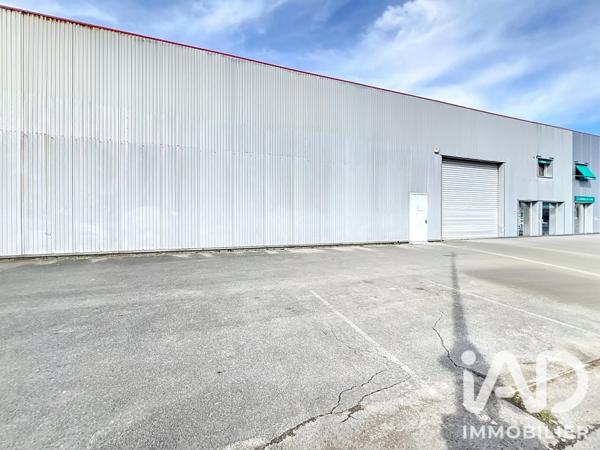 Murs commerciaux  à vendre 1 345 m² Chevry-Cossigny