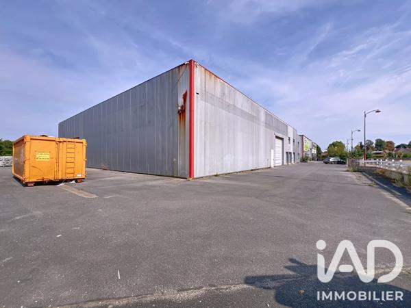 Murs commerciaux  à vendre 1 345 m² Chevry-Cossigny