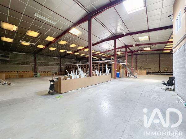 Murs commerciaux  à vendre 1 345 m² Chevry-Cossigny
