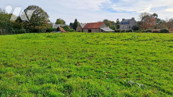 Vente maison + bâtiment + terrain